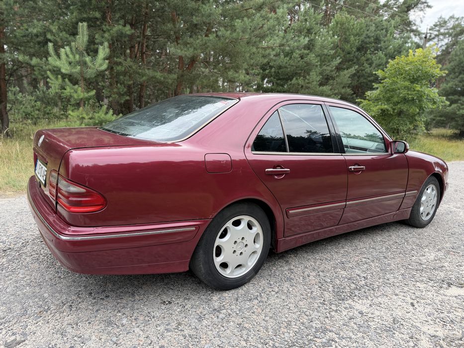 Продам Mercedes E240, газ!!!