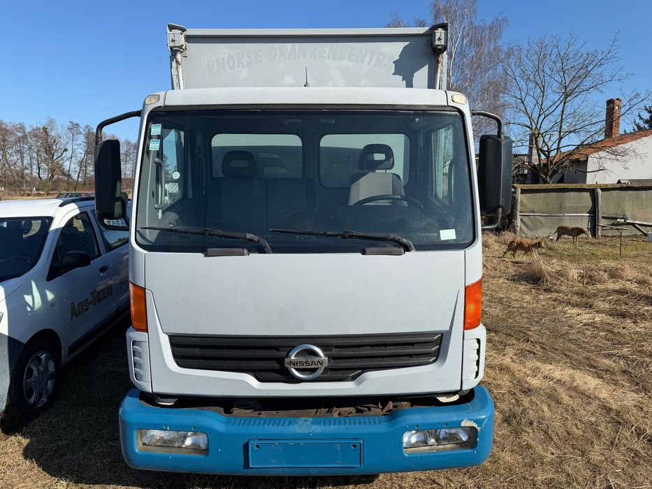 Nissan Atleon