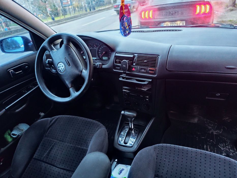 Продам.    машину