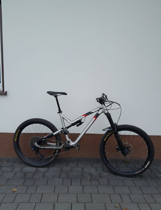 Rower Commencal Meta v4.2 enduro MTB 27.5 trail freeride downhill
