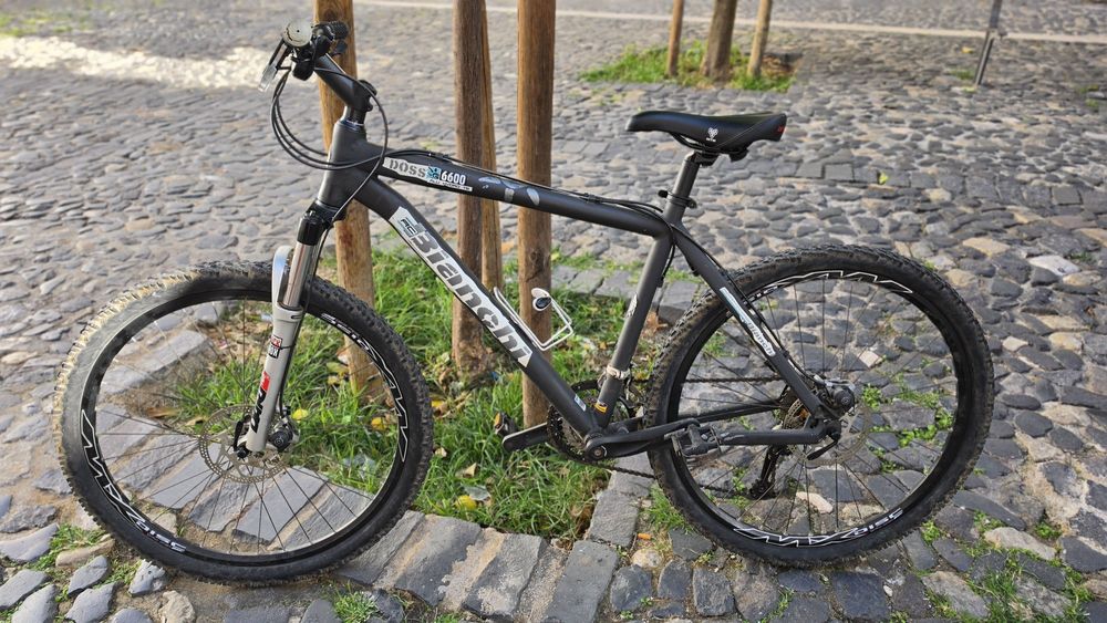 Bicicleta Btt vários extras