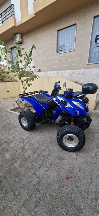 Mota 4 Kymco MXU 250 cc