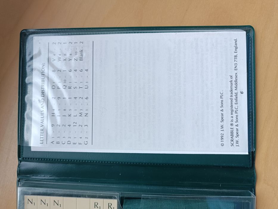 Вінтажна магнітна гра scrabble pocket