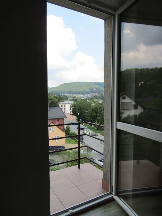 Na sprzedaż – przestronne mieszkanie 89 m² w sercu Krynicy-Zdroju! - Widok 6