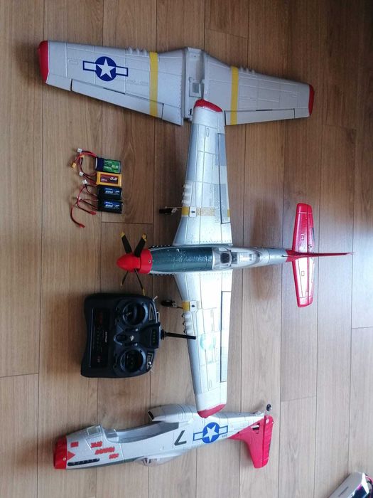 rc 2 aviões por o preço de um volantex P-51 Mustang com fuselagem e asa suplente+ avião oferta