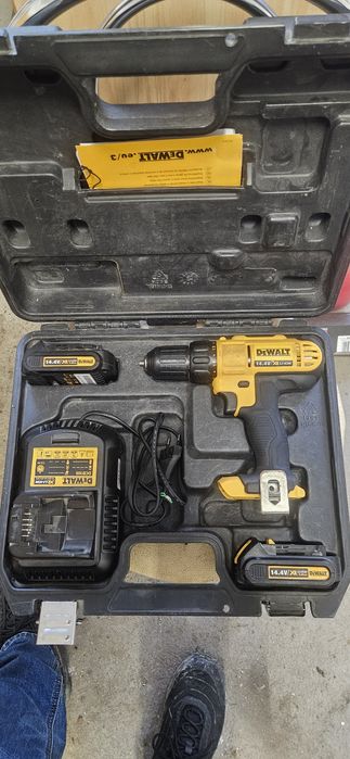 Wiertarka Dewalt DCD733