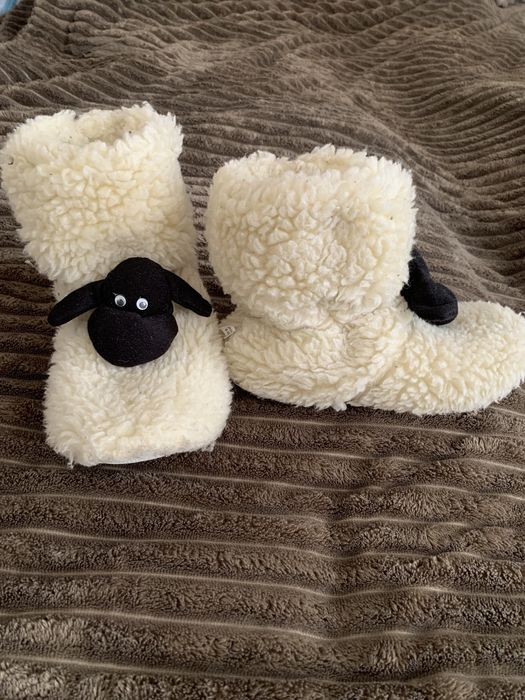 Кімнатні тапки сапоги чобітки