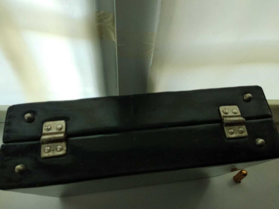 Раритетный саквояж