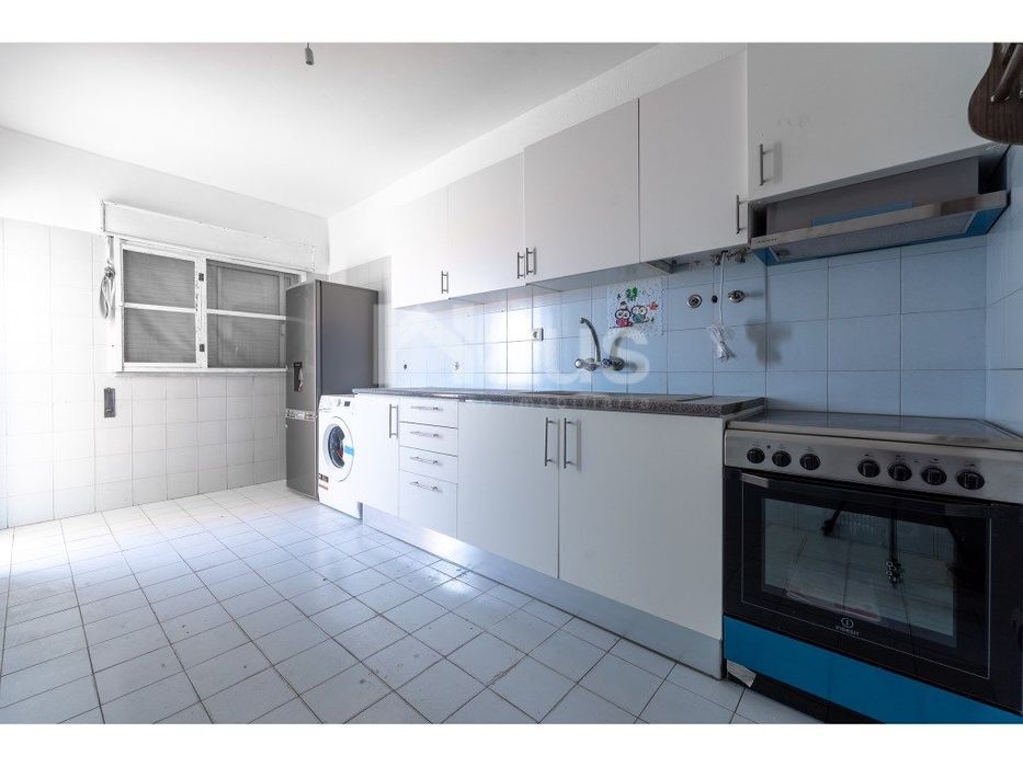 T3 Bairro do Esteval — Montijo E Afonsoeiro, Setúbal