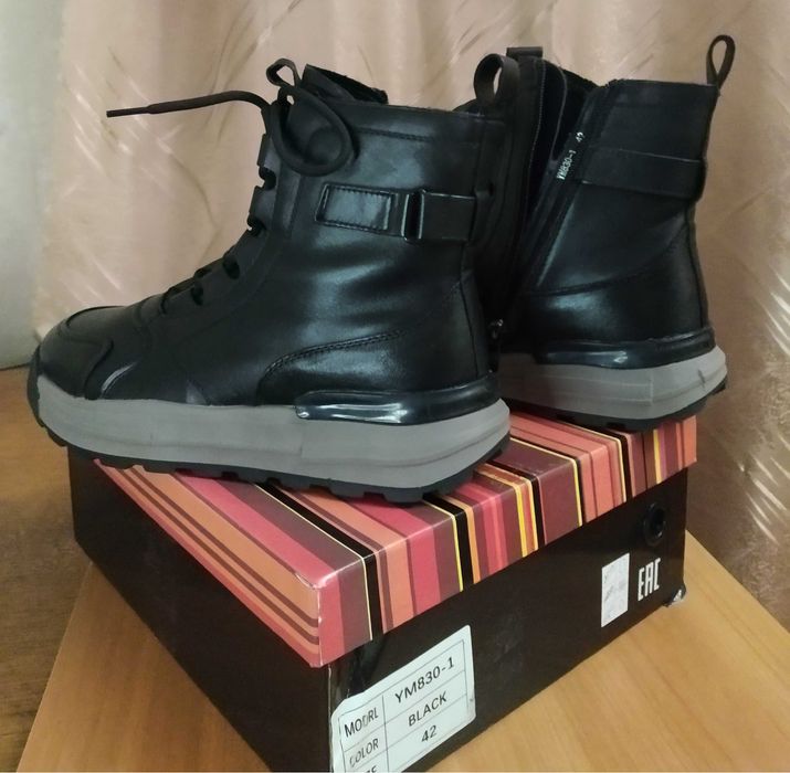 Продам черевики чоботи (ботинки сапоги ) жіночі зимові. MEEGO COMFORТ.