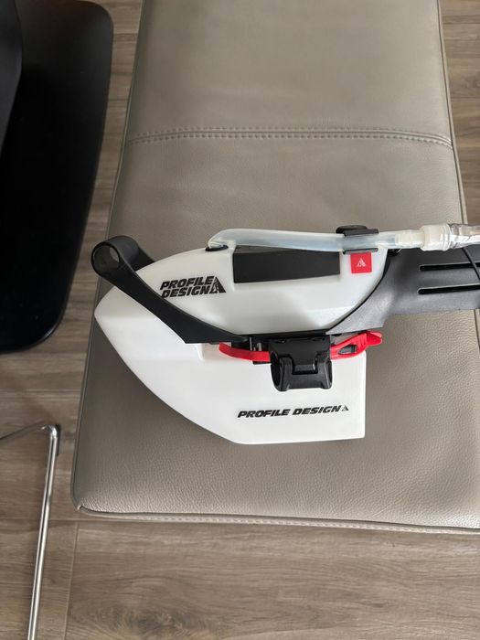 O Porta-bidão + bidão Profile Design FC35 Aero hydration system -