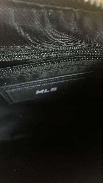 Продам сумочку MLB міні