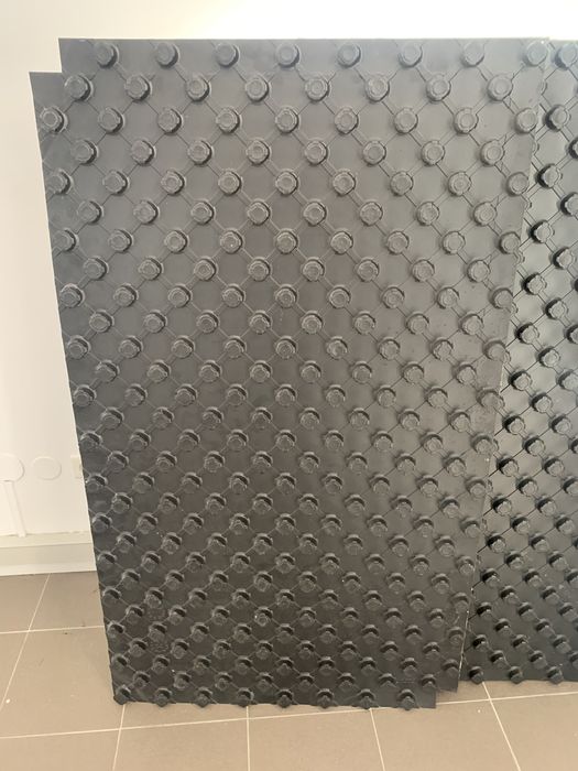 Placas porta tubo pavimento radiante