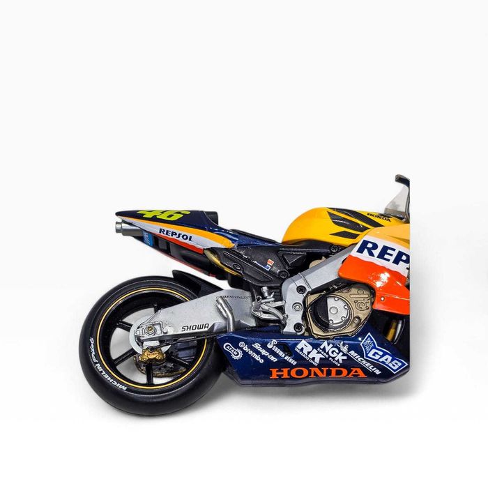 Miniatura Honda Repsol Nº46 Valentino Rossi – Modelo MotoGP – 17 cm