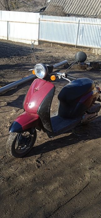 Продам Хонду Тудей 4т весь в оригинале.