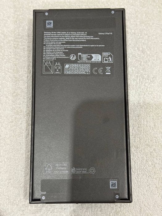 Samsung Z Flip 7 FE 256gb