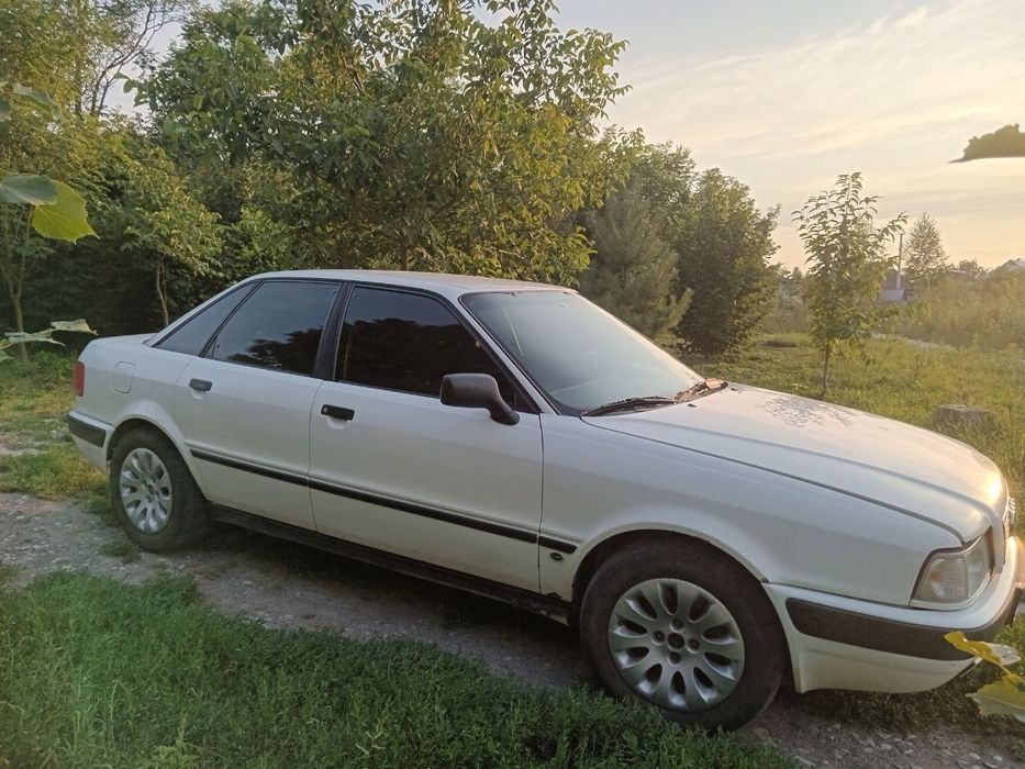 Ауді 80 б4 93 рік