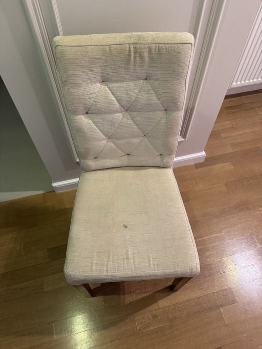 Krzesła tapicerowane 6 sztuk, drewniane nogi