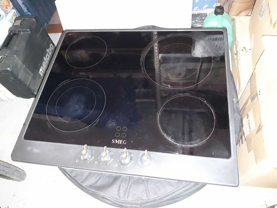 Płyta ceramiczna Smeg Coloniale P864AO na części