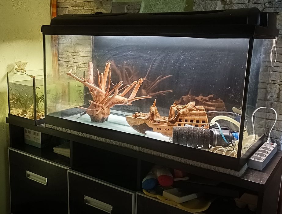 Аквариум 200литров