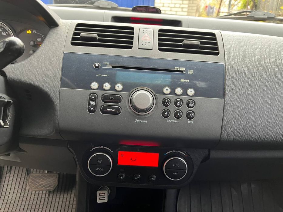 Продам Suzuki Swift 2008