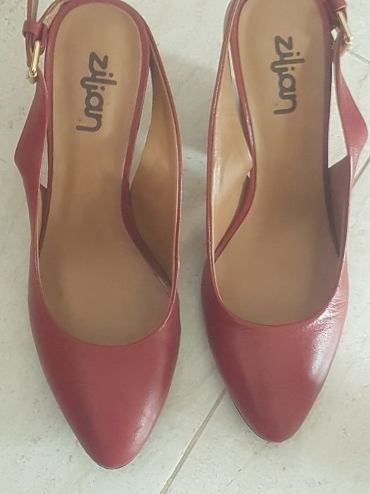 Sapatos bordeaux Zilian