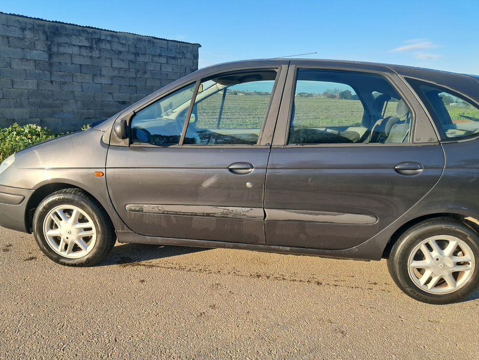 Vendo Renault  senic  1.9 dci