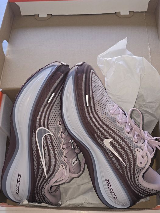 Nike Vomero Plus ( com fatura)