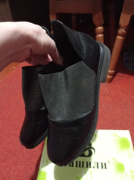 Продам Жіночі туфлі