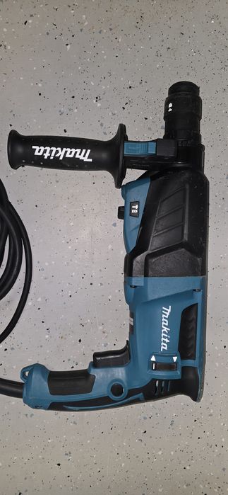 Młotowiertarka Makita HR2630T