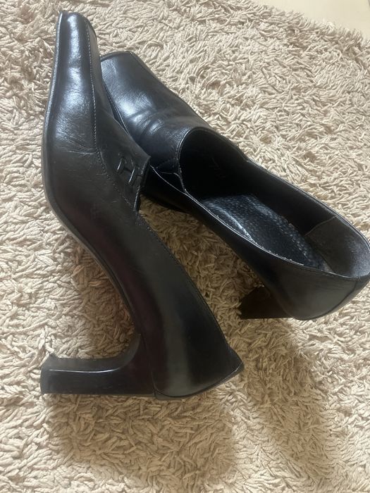 Buty damskie na obcasie