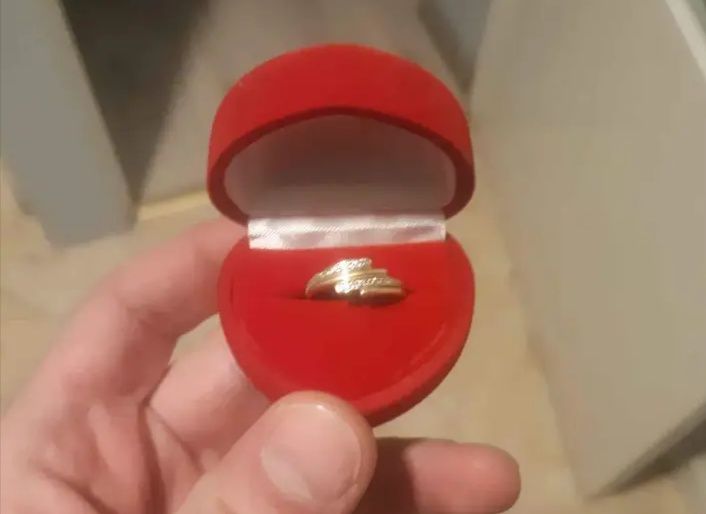 Okazja Pierścionek Zareczynowy