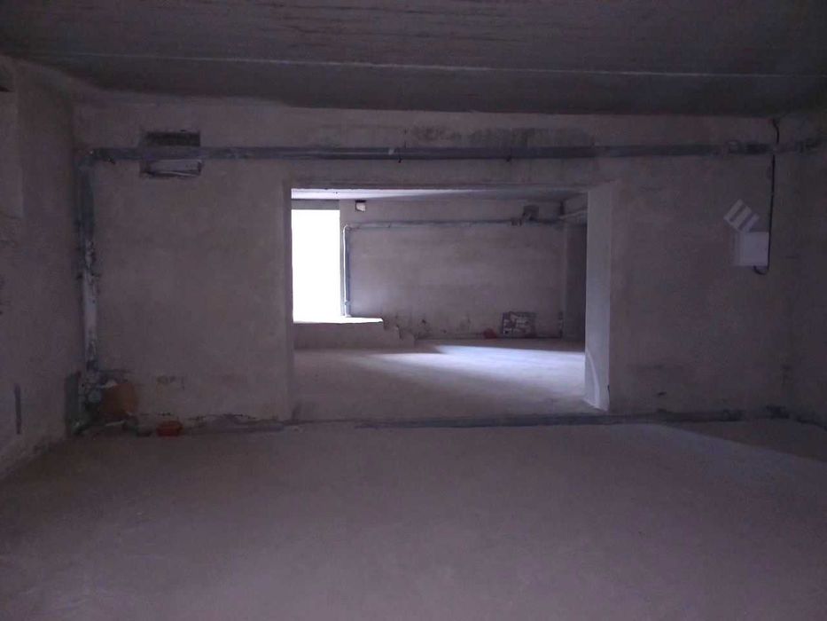 Продаж комерційного приміщення - 140м2 пр.Миру