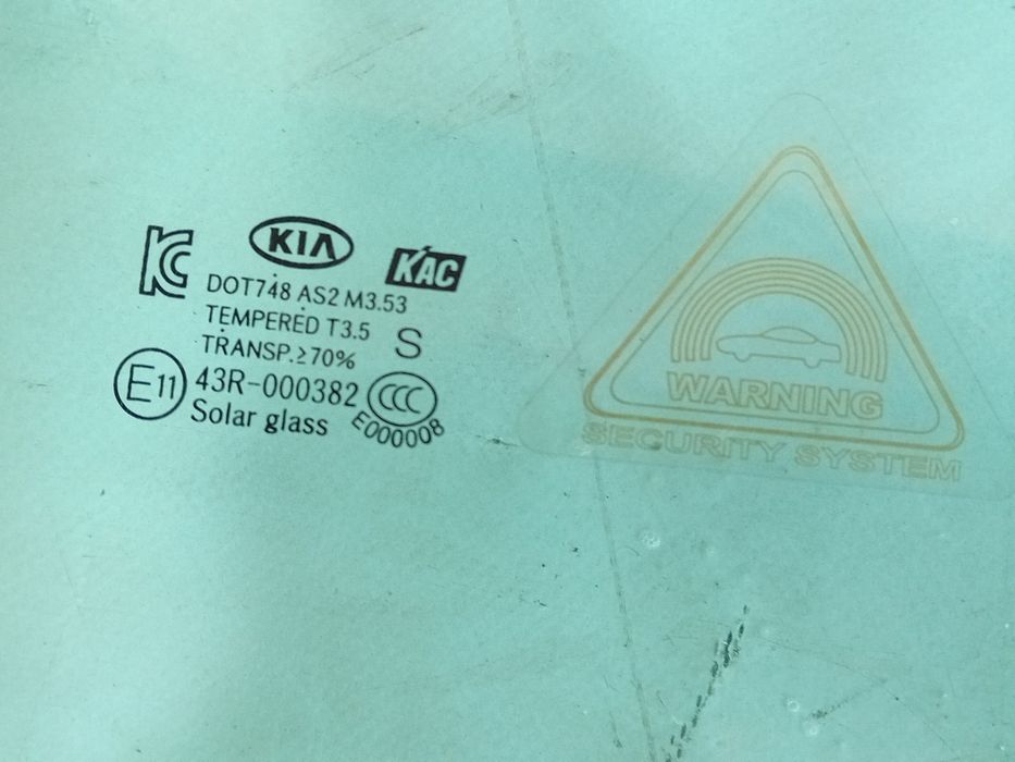 Vidro porta frente direita KIA Rio III (UB)