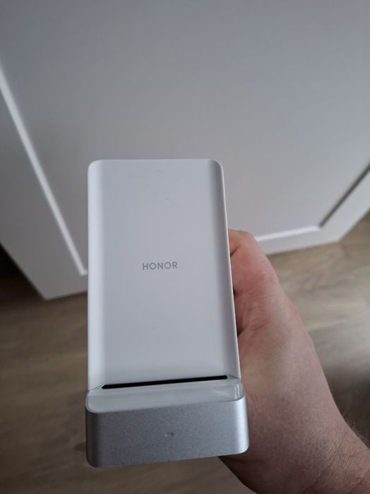 Ładowarka  bezprzewodowa honor