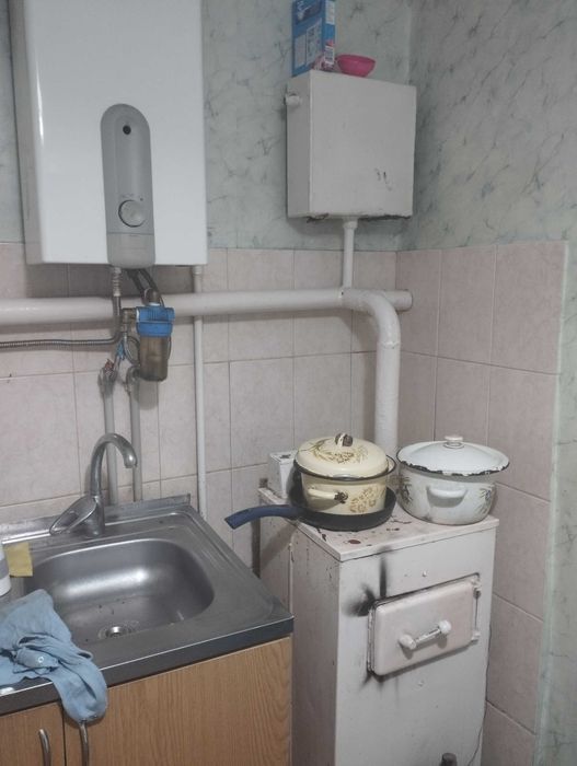 Продаю будинок в смт Рокитне