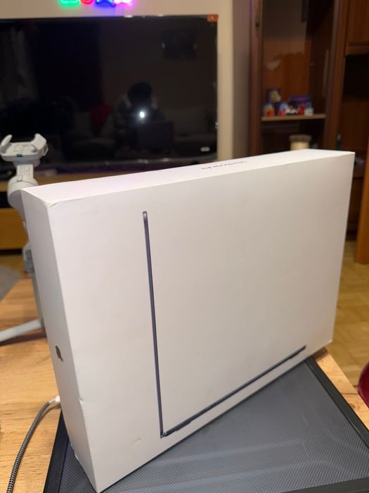 Apple MacBook Air M4 2025 na gwarancji