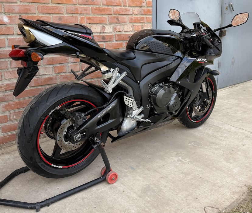 Honda cbr 600 rr