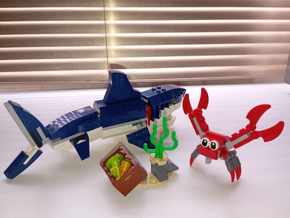 Lego Jurassic world(2022) Minecraft, Spider man(2021), Hidden side2020