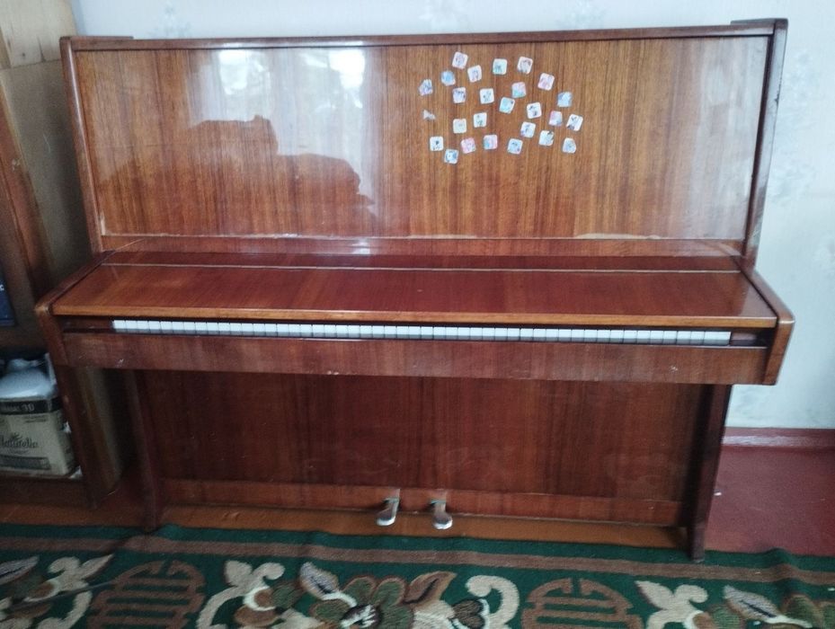 Фортепіано "Акация"