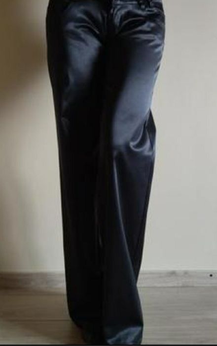 Атласні штани вільного покрою