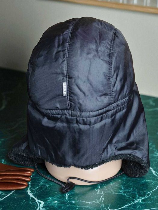 Універсальна тепла шапка-вушанка Trespass