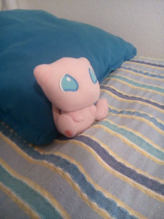 Pokémon peluche Mew
