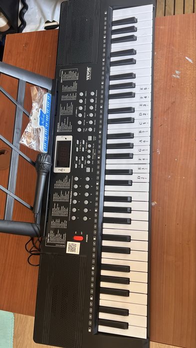Teclado 61 teclas