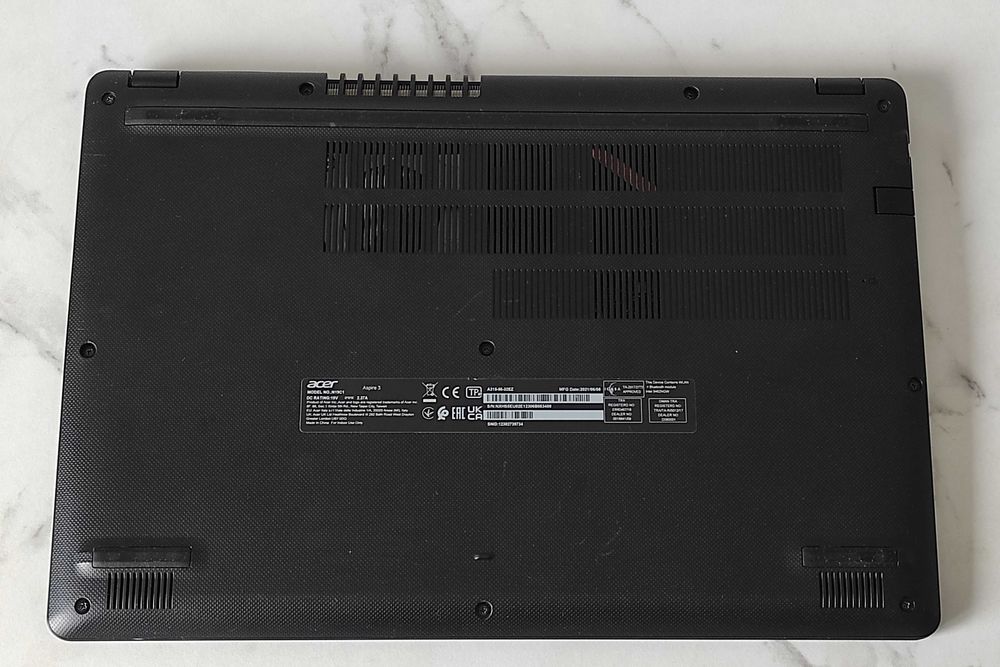 IPS 15.6, Core i3-10th, 12/256ГБ 4-6 годин. Ноутбук Acer Aspire 3 2024