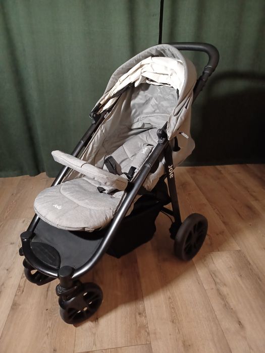 Wózek spacerowy Joie