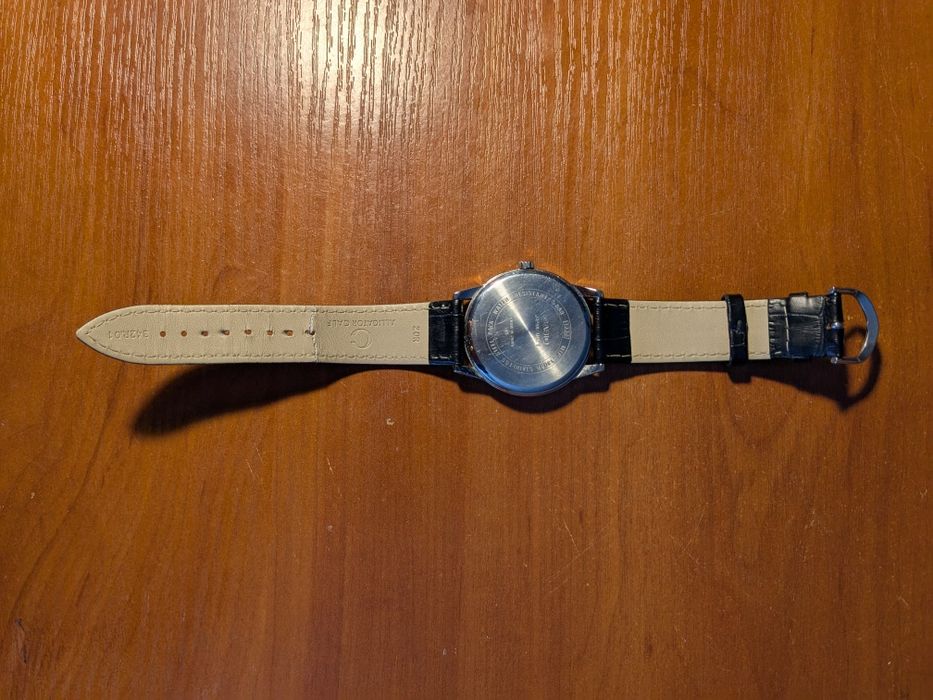Продам годинник casio MTP-1303PL