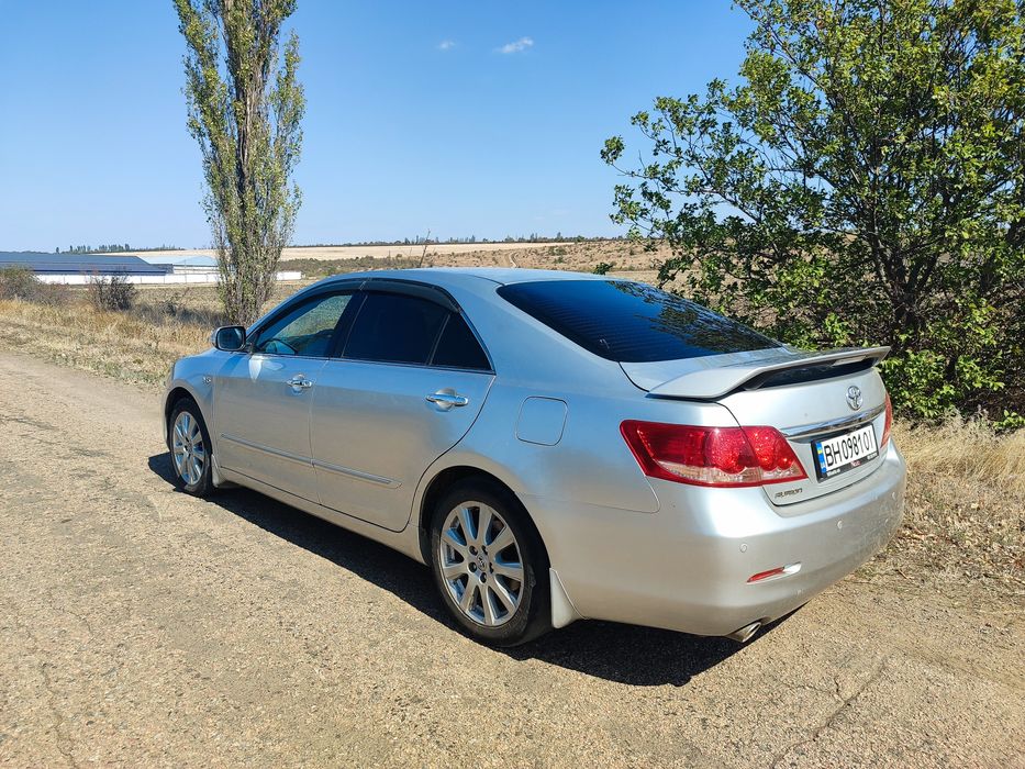 Продам автомобіль TOYOTA AURION