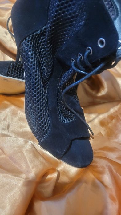 Хілси 40р. 11 см вживані