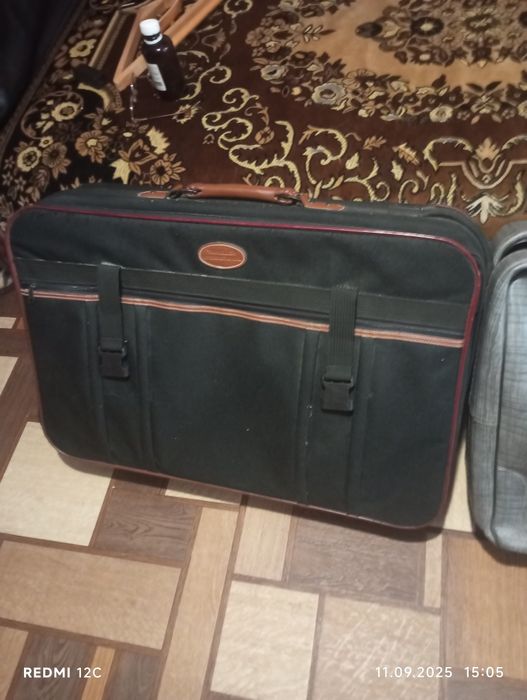 Два великих валізи, ссср